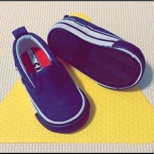 Infant slide on sneaker